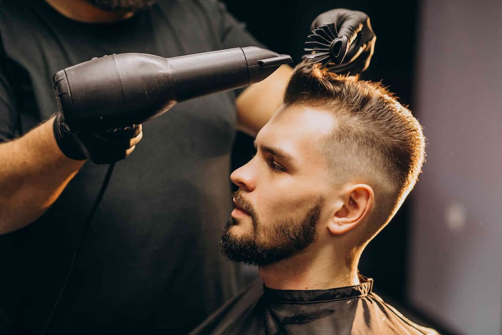 Tips Bikin Rambut Lurus Pria