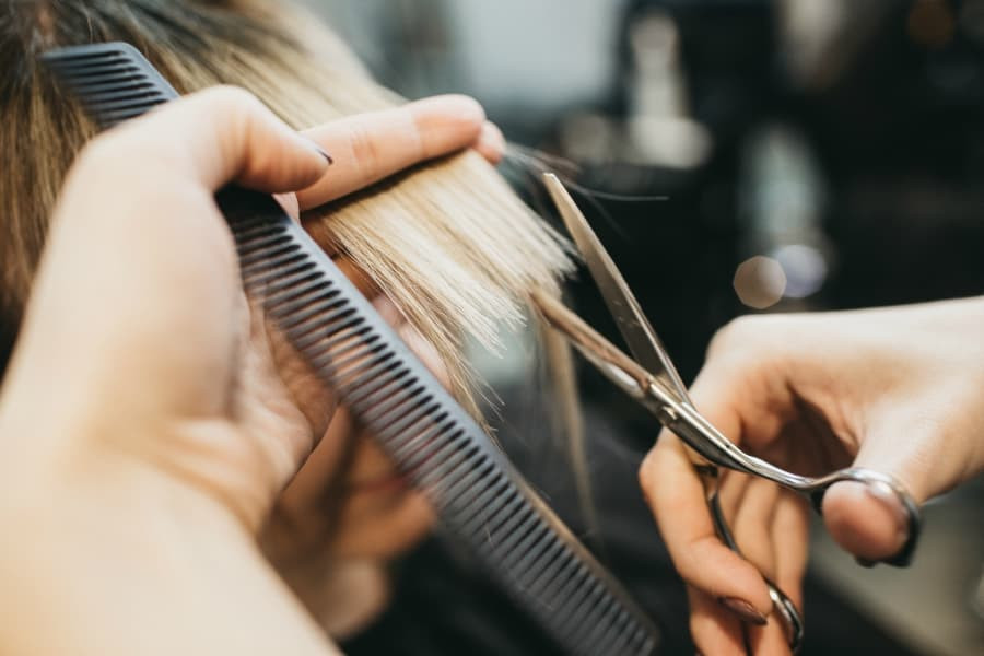 30+ Gaya Rambut Pria dan Wanita dengan Wajah Bulat