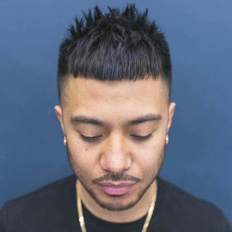 Potongan rambut pendek pria